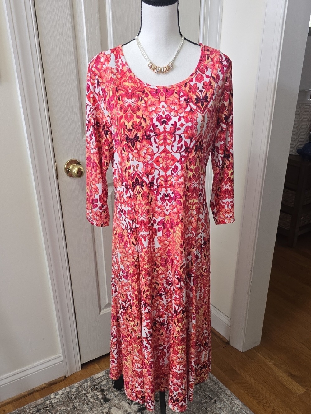 NINA LEONARD GORGEOUS WOMEN'S RED & WHITE PARTY DRESS W/ 3/4 SLEEVES SIZE LARGE